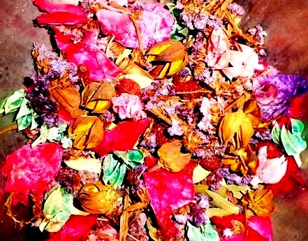 Red Potpourri Blend, Pre-Mixed and Unscented